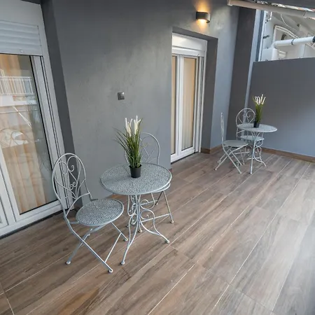 Individualliving3 Excellent Location Centre! ! Apartment *