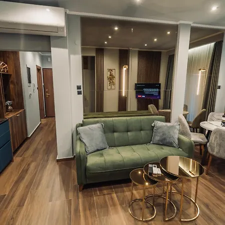 Individualliving3 Excellent Location Centre! !
